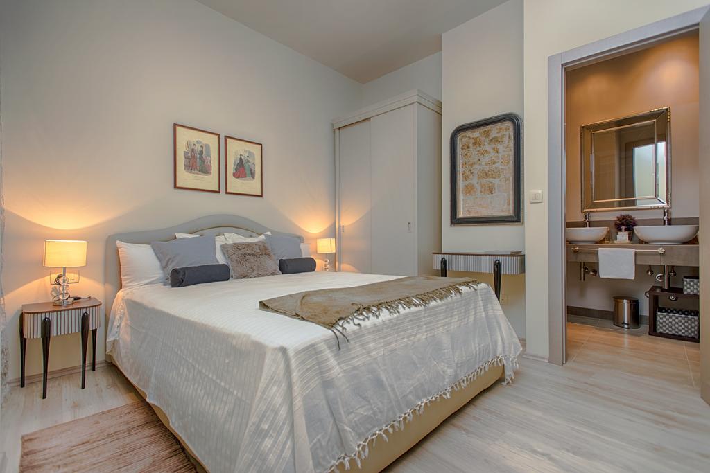 Heraclea Residential Apartments Хвар Номер фото